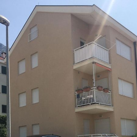 Apartment Zdrave - Free Parking Makarska Eksteriør bilde